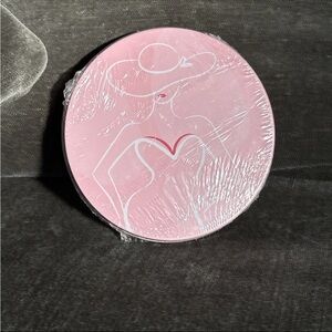 Great Styler Nipple Covers Non Adhesive NEW